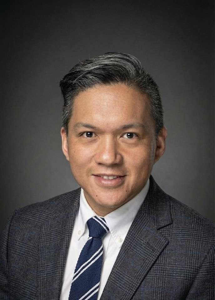 Diomel de la Cruz, MD, BS